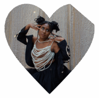 <em>Critique Cabaret</em>